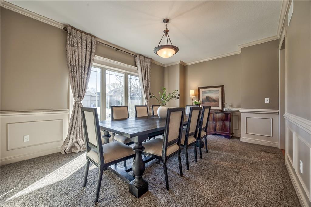 Formal Dining